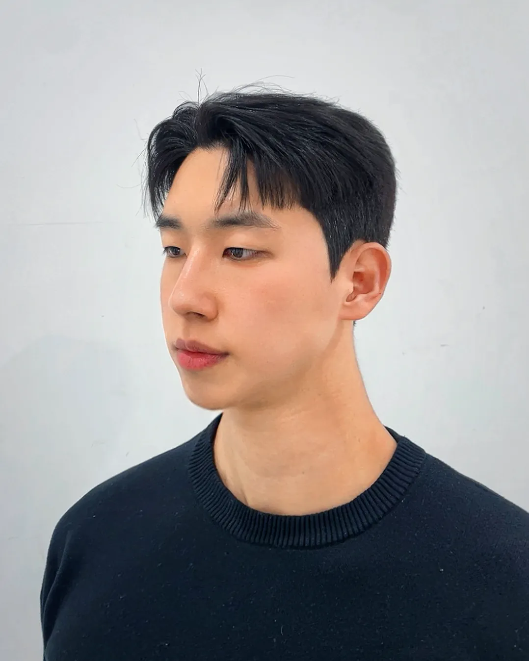 내추럴 남성 커트 스타일링 · 애브뉴준오 더현대서울점